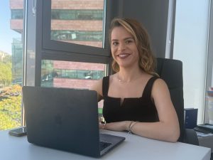 Aplicația The Money Advisor scurtează drumul către credit. Mădălina Răileanu, Portfolio Manager, vorbește despre avantajul timpului
